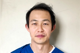 東京大学附属動物医療センター 鎌田先生顔写真